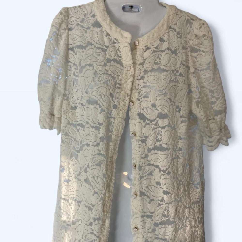 White lace button-up blouse short-sleeve with puffy sleeves S
